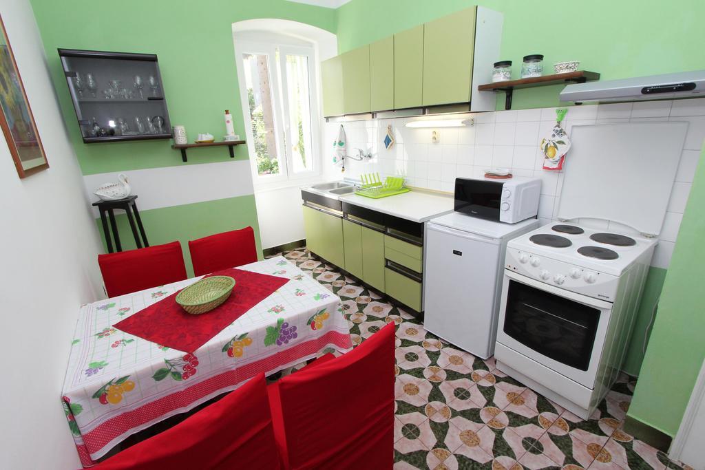 Apartments Santin Ровінь Екстер'єр фото