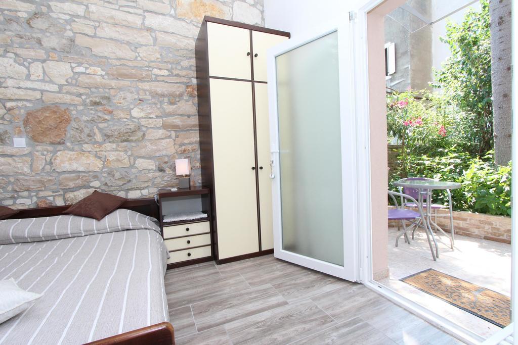 Apartments Santin Ровінь Екстер'єр фото